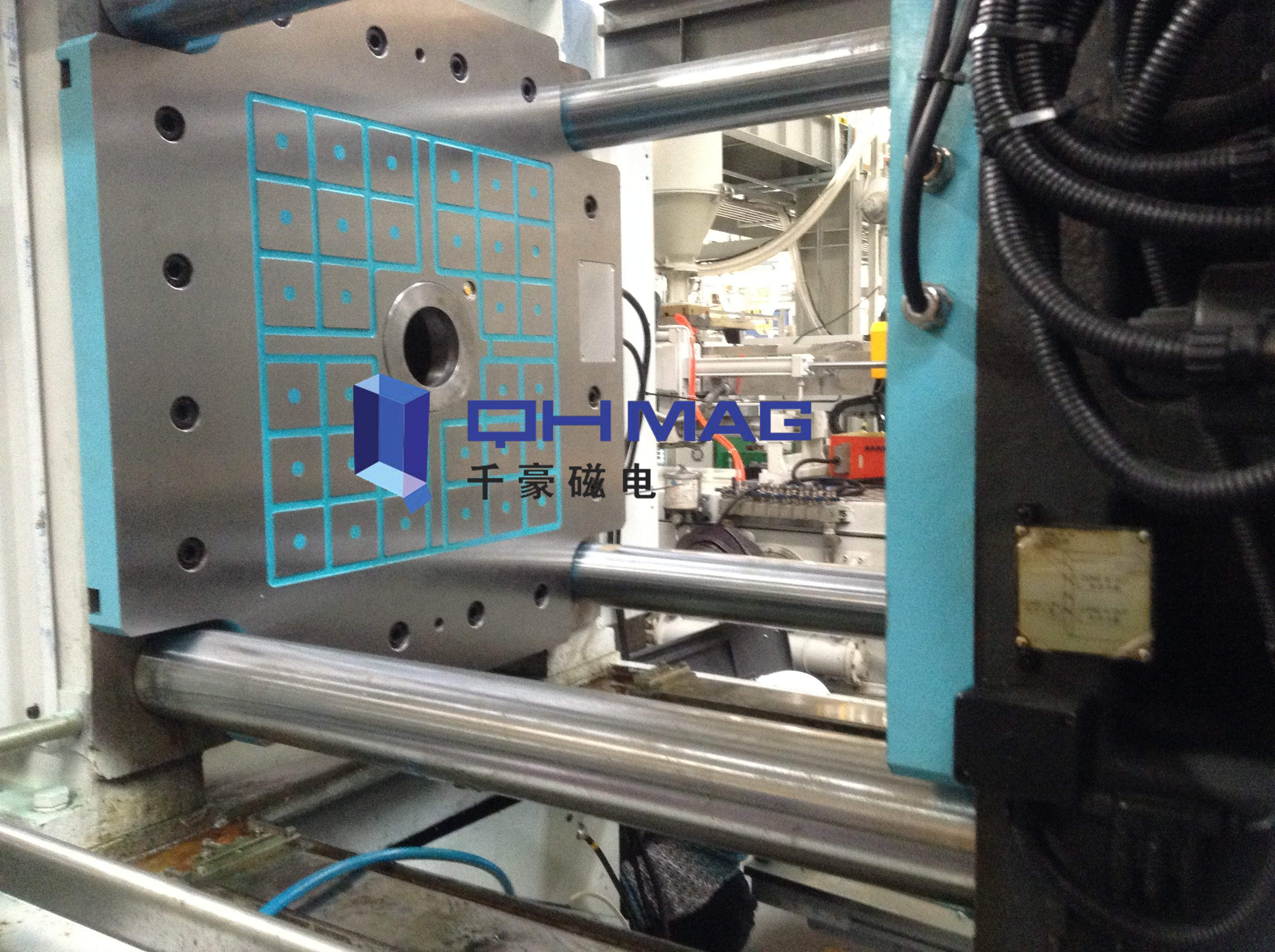 600噸注塑機快速換模系統（千豪磁力模板）
