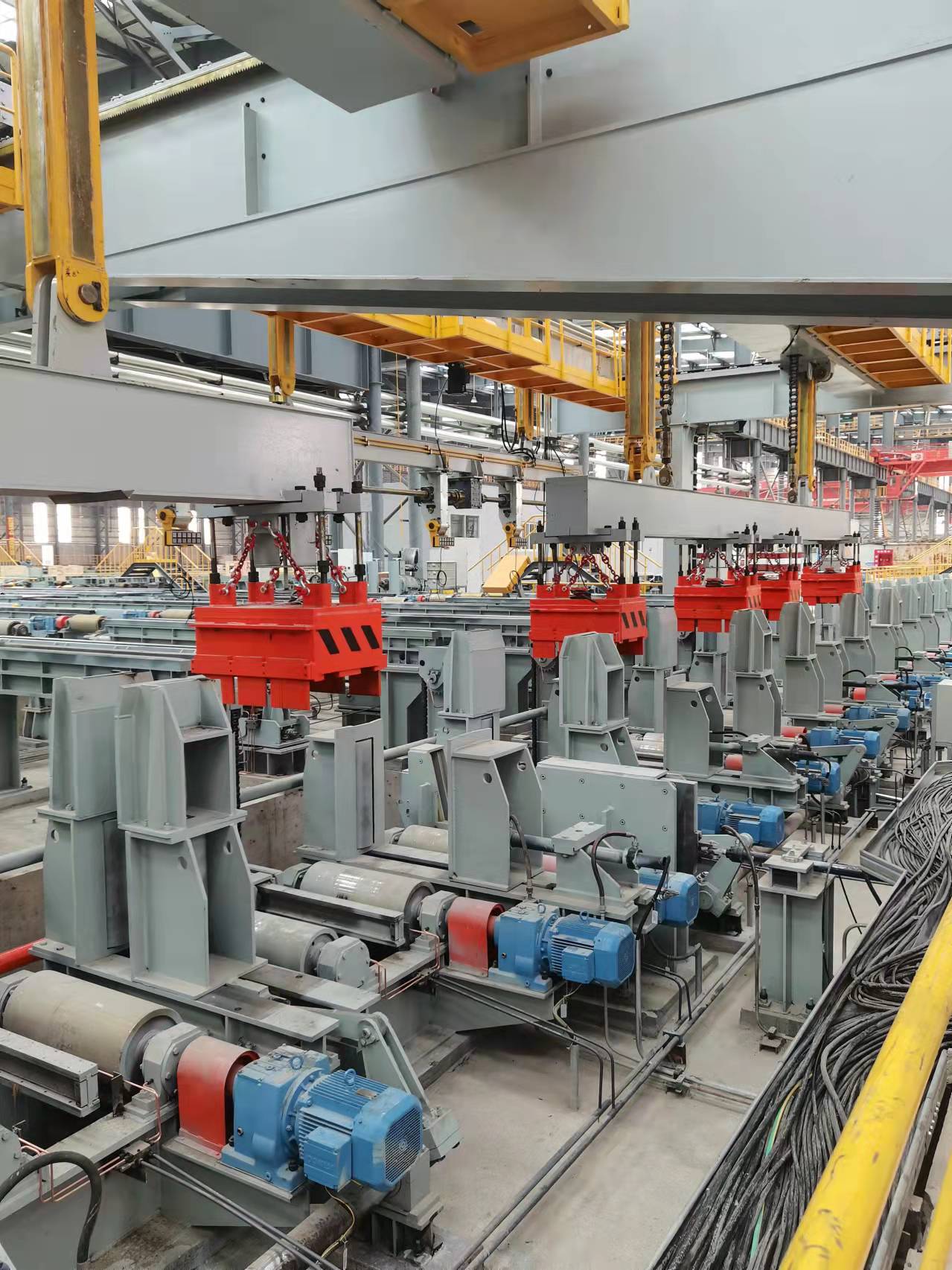 千豪吊型材,鋼軌自動化生產線用電永磁鐵吊具