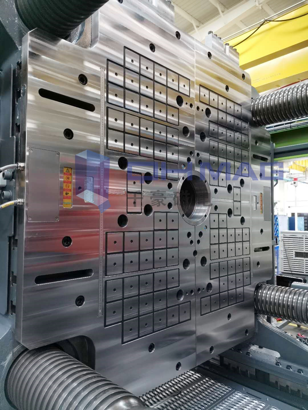 千豪注塑機快速換模系統磁力模板