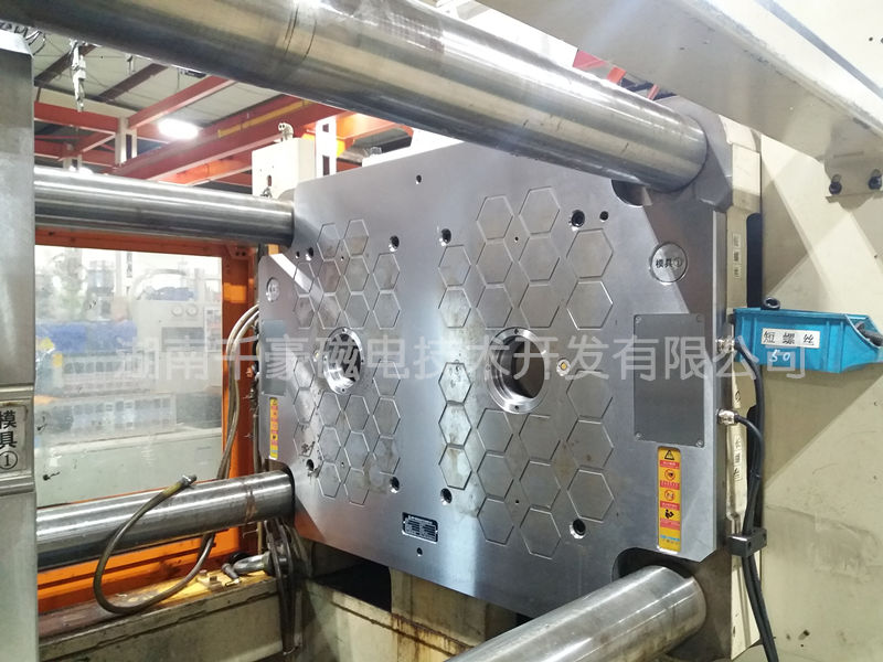 雙色注塑機磁力模板快速換模系統|千豪磁電